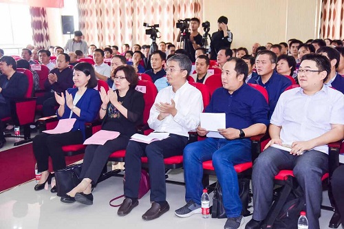 活動現(xiàn)場1.jpg 活動現(xiàn)場1.jpg